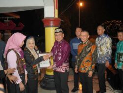 Parade Wastra Pesona Kota Metro, Merajut Warisan Menenun Harapan di Usia Ke-89 Kota Metro Provinsi Lampung 