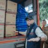 Gubernur Lampung Mirza Lampung Salurkan Bantuan Logistik dan Peralatan Pemadaman Karhutla