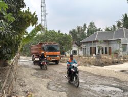 Kepentingan Kontraktor di Sekitaran Kekuasaan di Lampung, Benarkah Menghambat Pembangunan Ruas Jalan Bandarsari-Payungrejo?
